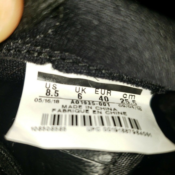 Nike Air Jordan 1 Retro Low OG Black Sneakers AO1935001 WMNS Size 8.5 Men Size 7 - Picture 9 of 9